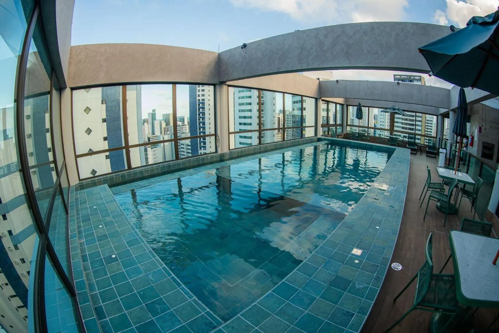Rooftop 470 - Novissimo Flat Boa Viagem Recife Daire